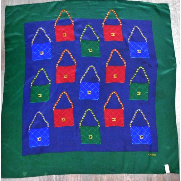 Chanel CC Logo Classic Flap Purses Multicolor 100% Silk Scarf Italy 34 x 34 inch